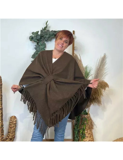 K684- Poncho élégant (Tu) (marron)
