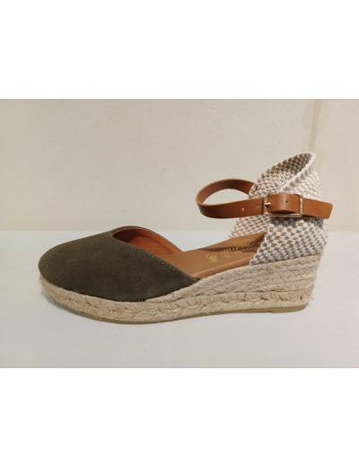 MAISON DE L'ESPADRILLE  828