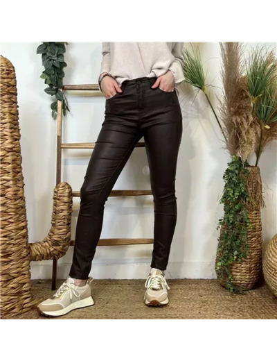 M969- Jean coupe slim Enduit (T36-T44) (marron)