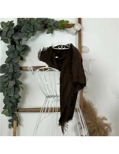 Y510– Foulard uni froissé (marron)