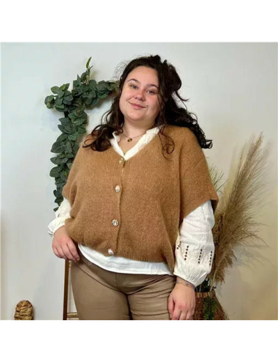 Z083- Gilet boutons fantaisies (Gu) (camel)