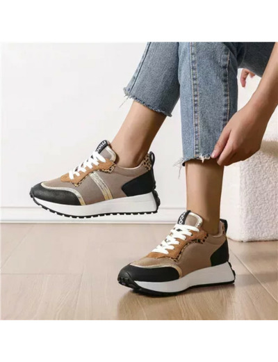 R459- Sneakers semelle crantée (taupe)
